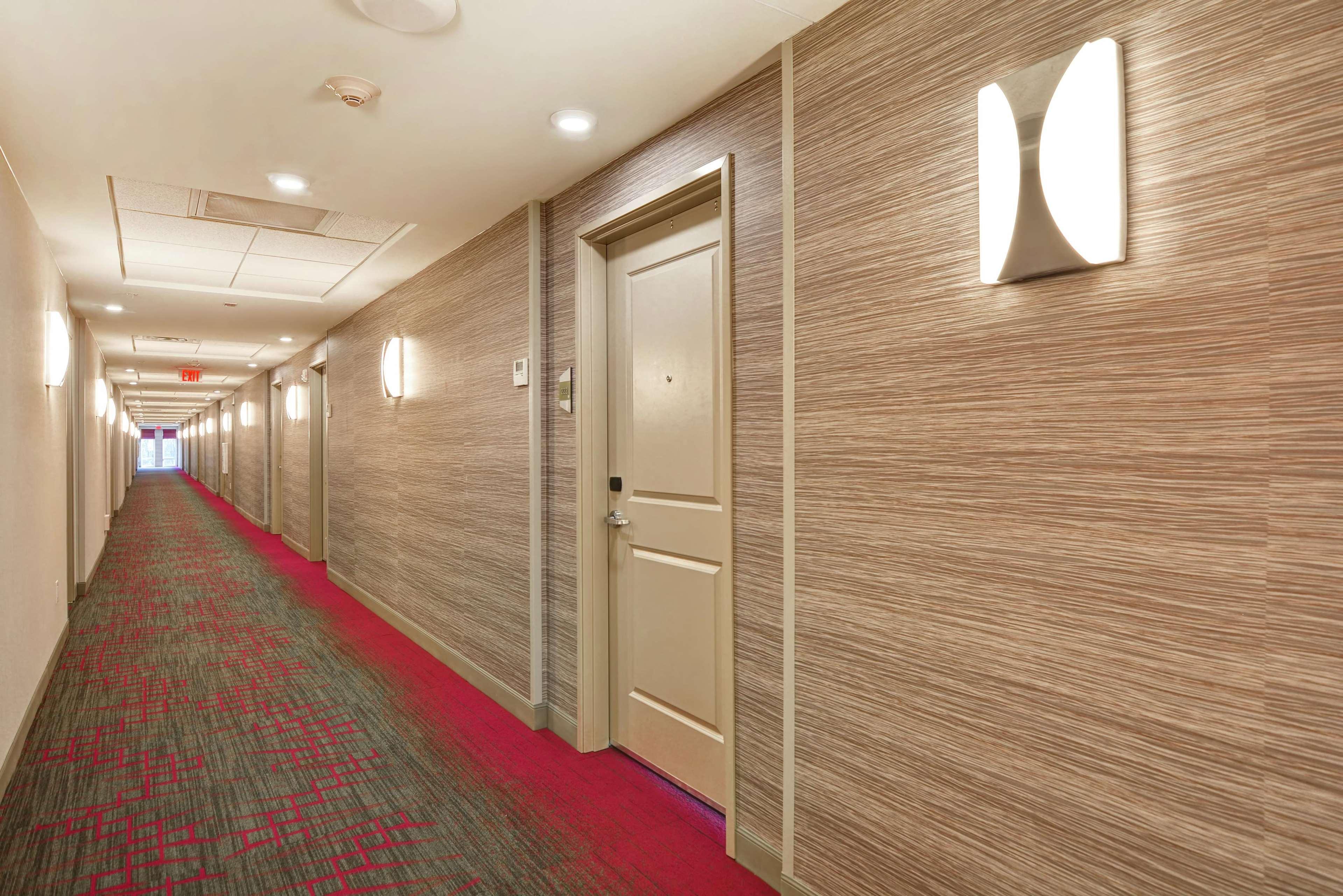Home2 Suites Charleston West Ashley Экстерьер фото