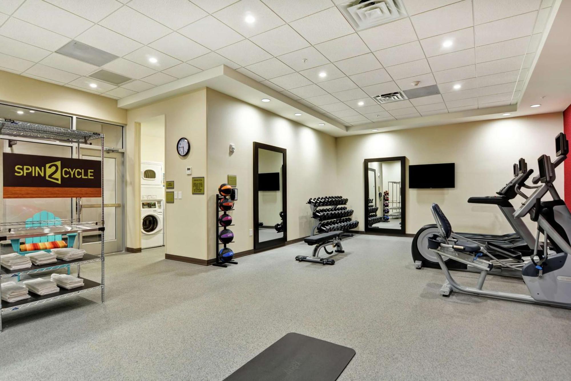 Home2 Suites Charleston West Ashley Экстерьер фото